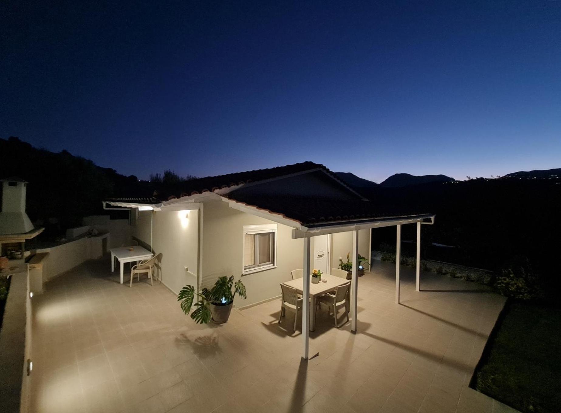 Ornament: Infinite Nature Villa Dhafnes 외부 사진