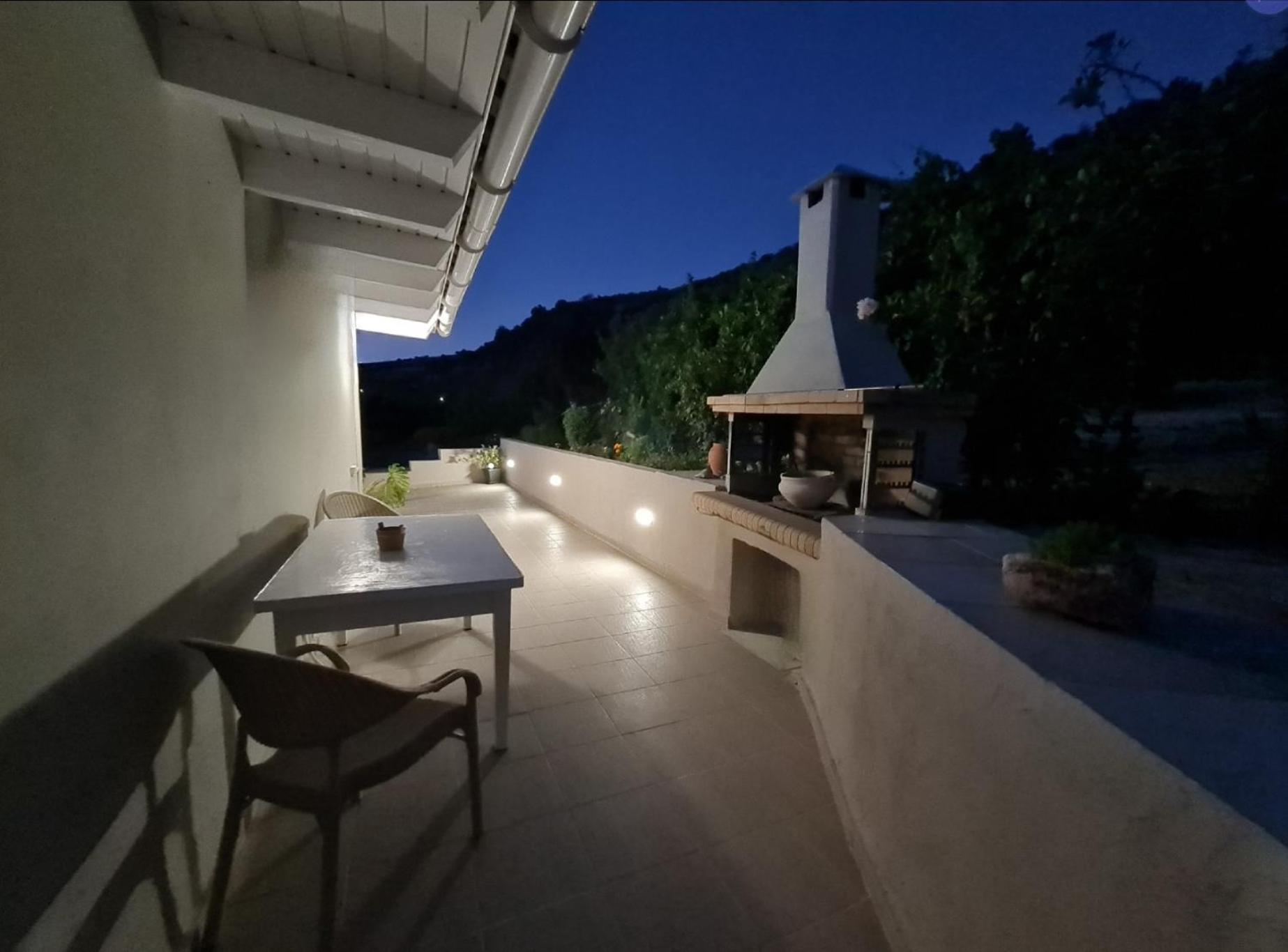 Ornament: Infinite Nature Villa Dhafnes 외부 사진