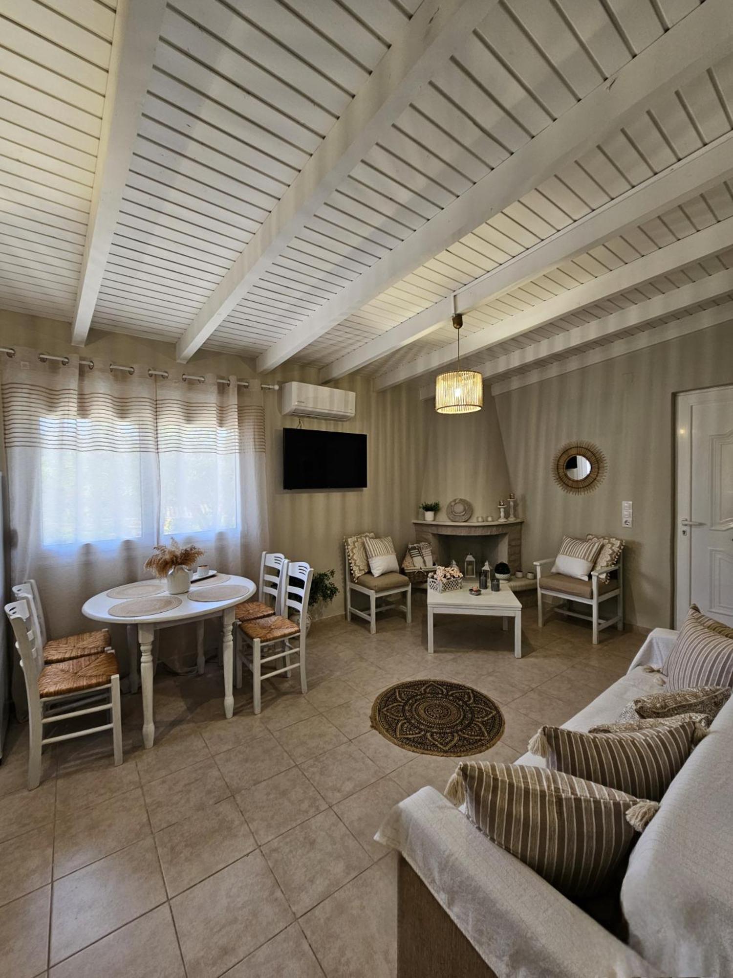 Ornament: Infinite Nature Villa Dhafnes 외부 사진